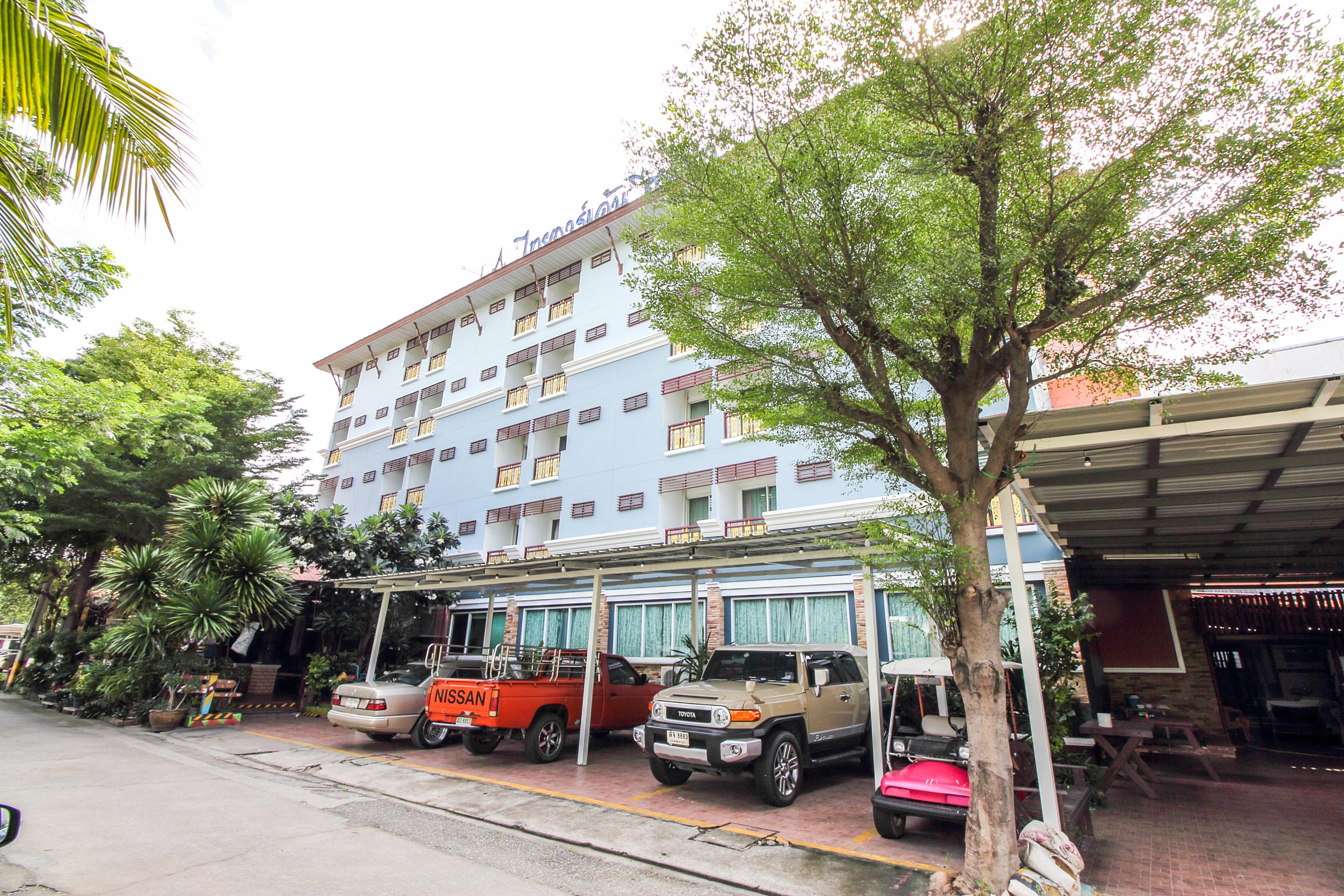 Oyo 280 Thai Garden Resort Бангкок Экстерьер фото