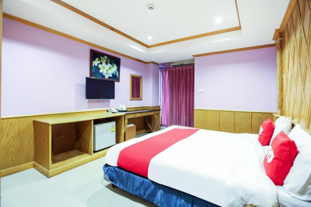 Oyo 280 Thai Garden Resort Бангкок Экстерьер фото